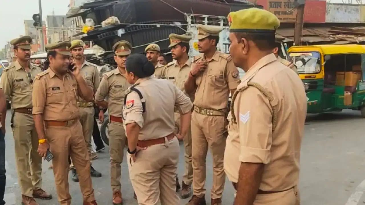 17 वर्षीय छात्रा ने फांसी लगाकर दे दी जान, NEET परीक्षा रद्द होने की वजह से चल रही थी अवसाद में  .