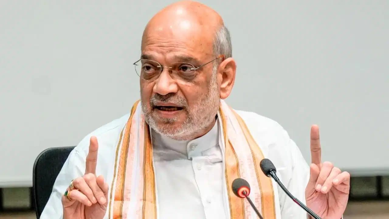 यह कोई धर्मशाला नहीं, इस देश में वही रहेगा जो यहां जन्मा है… घुसपैठियों को अमित शाह की चेतावनी