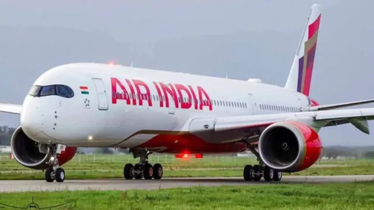 एअर इंडिया के 2 और पायलट ड्रग टेस्ट में फेल, फ्लाइट रोस्टर से हो गई छुट्टी